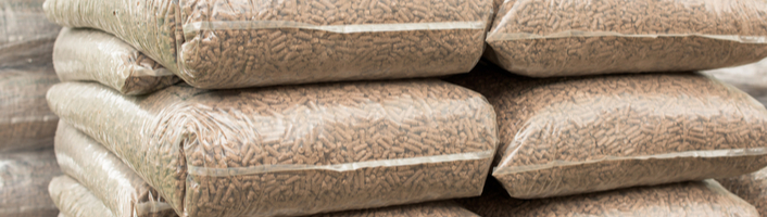 focus sur des sacs de pellets