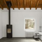 poêle éteint dans un intérieur