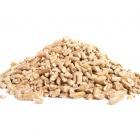 tas de pellets de bois