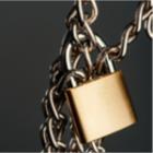 cadenas accrocher à une chaîne