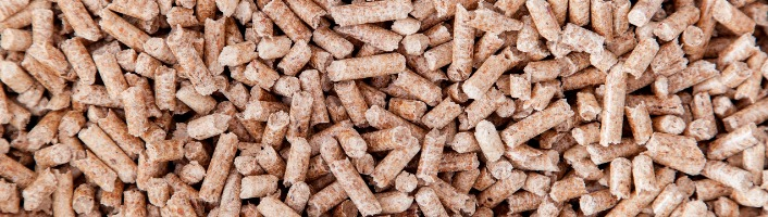 tas de granulés de bois