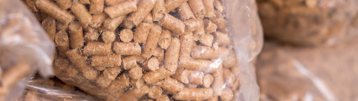 focus sur des sacs de pellets